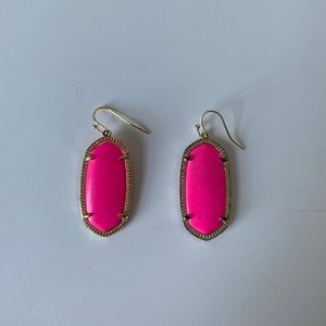 Kendra Scott drop earrings